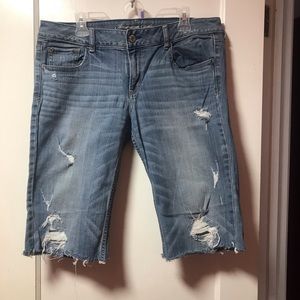 American Eagle Bermuda Shorts